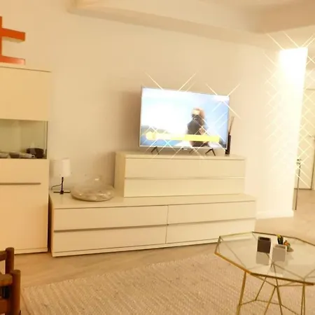 Glasperlenspiel Ankommen Und Zuhause Fuhlen דירה קלוו