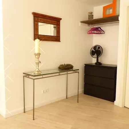 דירה Glasperlenspiel Ankommen Und Zuhause Fuhlen קלוו
