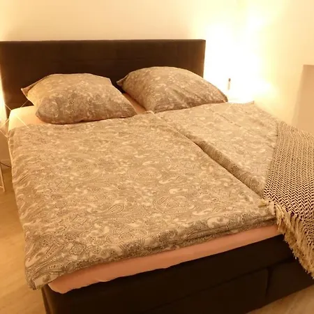 דירה Glasperlenspiel Ankommen Und Zuhause Fuhlen *